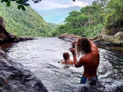 kolam di atas awan